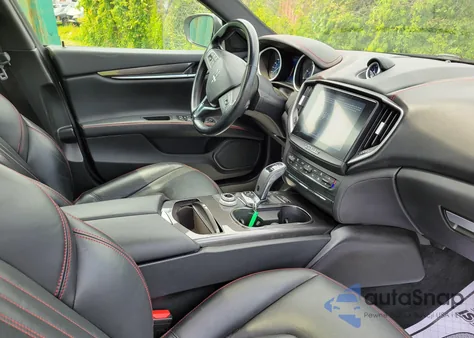 2019 Maserati Ghibli S Q4 из США, поврежденный, VIN ZAM57XSA1K1335535